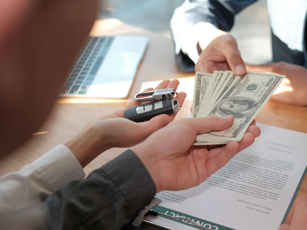 平阳讨债公司分享债务纠纷解决途径对比：诉讼与委托催收的成本收益分析